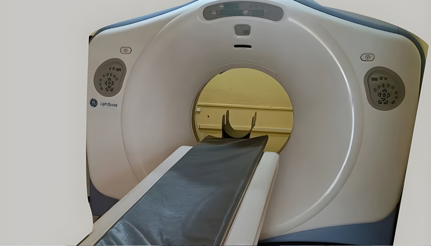 Refurbished GE Light Speed Plus 4 Slice CT Scanner